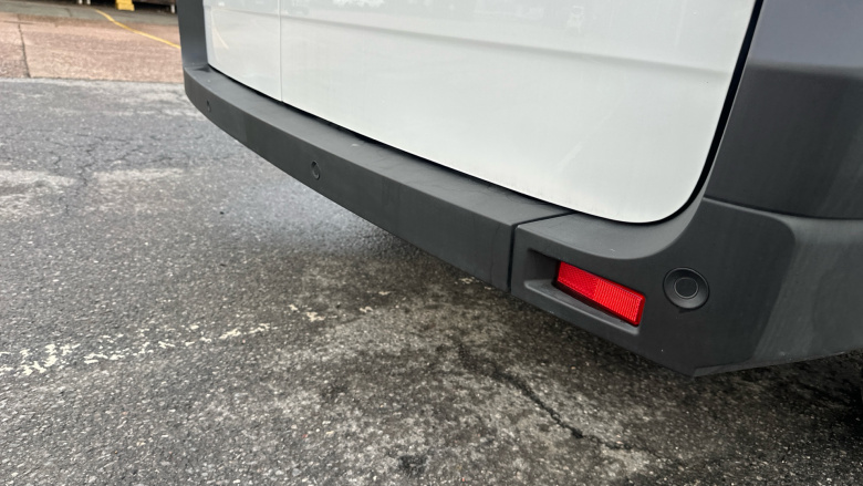 Renault Master Mwb Diesel Fwd MM35 Blue dCi 130 Advance Medium Roof Van